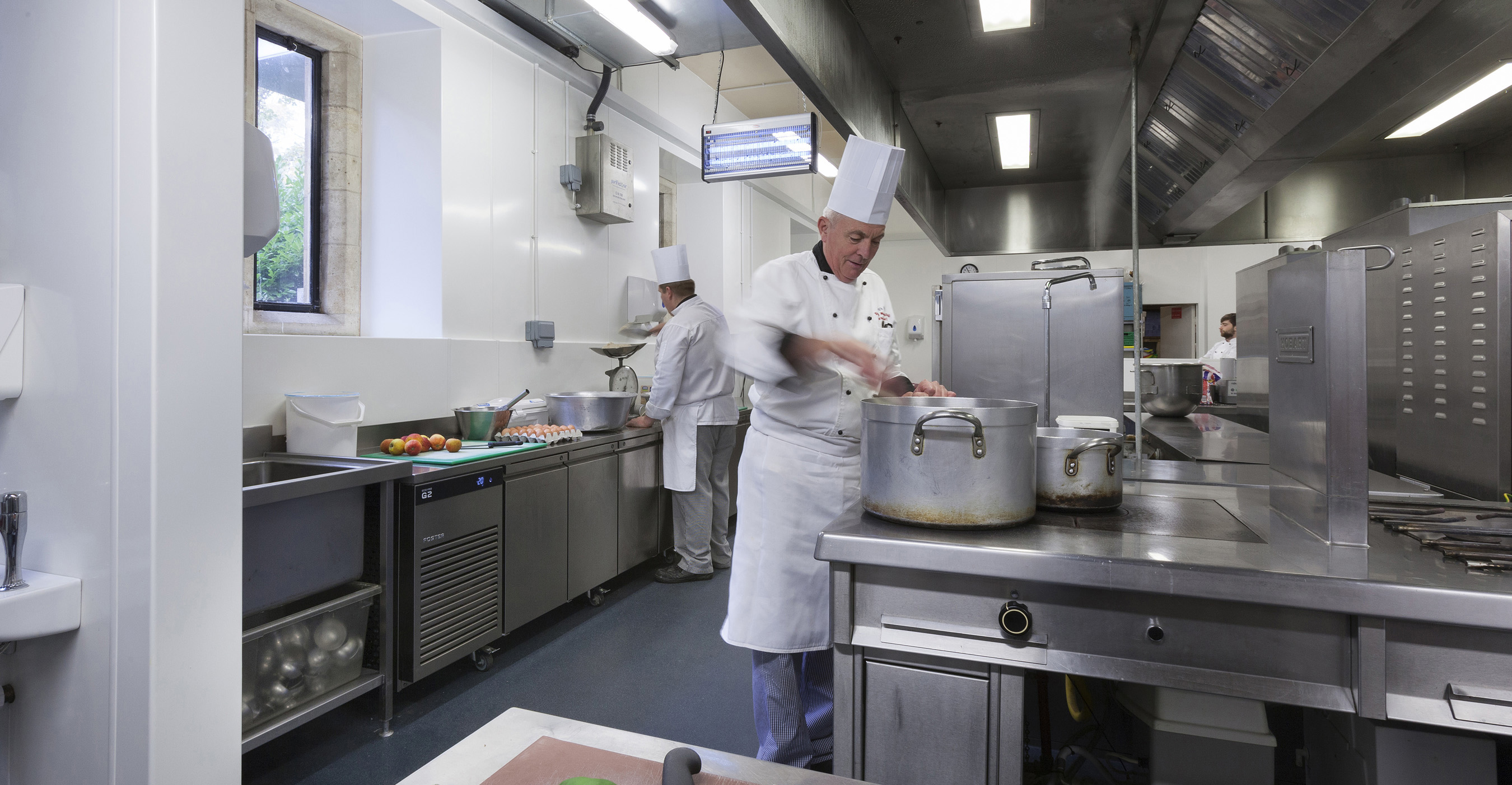La cocina de una de las escuelas históricas de Cambridge - InfoHoreca