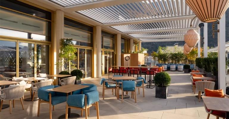 KE diseña la azotea del nuevo Falkensteiner WaltherPark en Bolzano: lujo, confort y vistas panorámicas a los Dolomitas