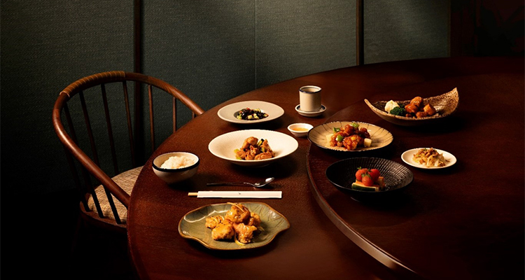 Cathay Pacific incorpora la cocina de Yat Tung Heen a su oferta a bordo en Economy y Premium Economy