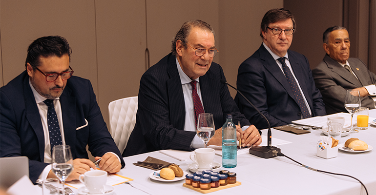 La Mesa del Turismo impulsará en 2026 un proyecto clave para medir el impacto real del turismo en la economía española