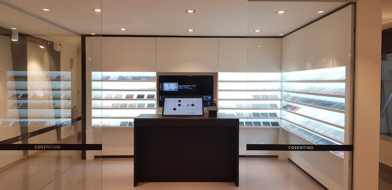 Sala interactiva de muestras en el showroom de Cosentino