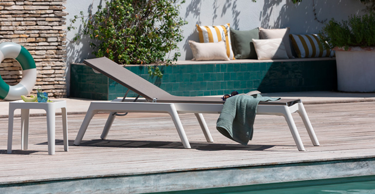 Tumbona-Provence-Grosfillex-Infohoreca