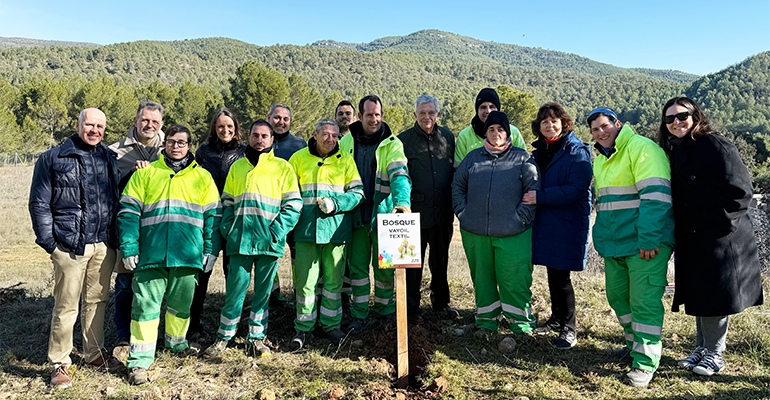 Vayoil Textil apadrina un bosque de olivos para impulsar la inclusión laboral y la sostenibilidad medioambiental