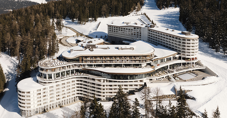 Club Med abre 600 vacantes para la temporada de invierno 2025 en resorts premium