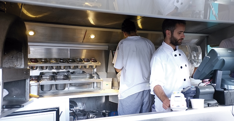 Cocina de una food truck