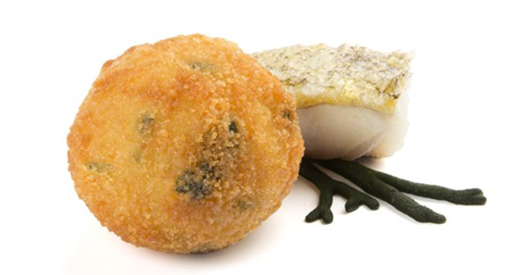 Croqueta de Merluza y Alga Codium