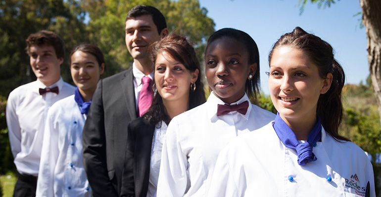 Estudiantes de la escuela internacional Les Roches Marbella