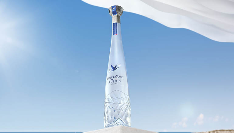 Grey Goose Altius: el nuevo vodka de edición limitada inspirado en los Alpes