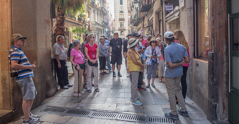 Grupo de turistas en Barcelona