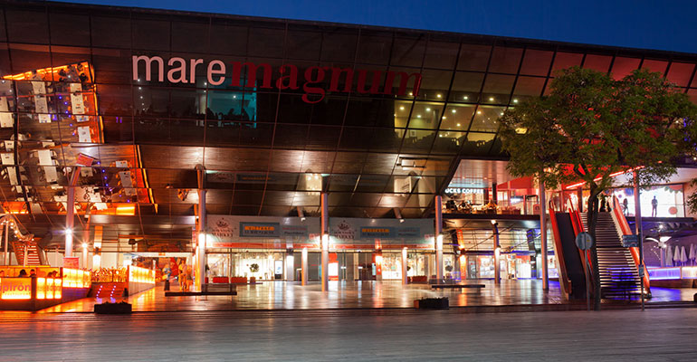 Centro Comercial Maremagnum en Barcelona 