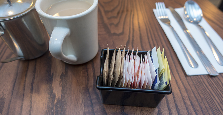 Cuenta atrás para las monodosis en hostelería: fechas clave y alternativas reales