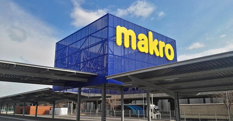 Nave de Makro 