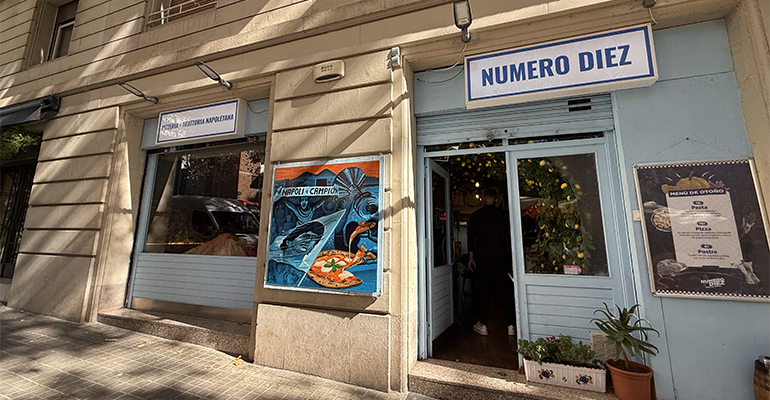 número 10 Barcelona 