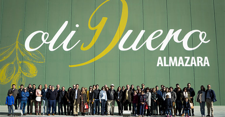 Foto de familia de la Fiesta de la Cosecha de Oliduero