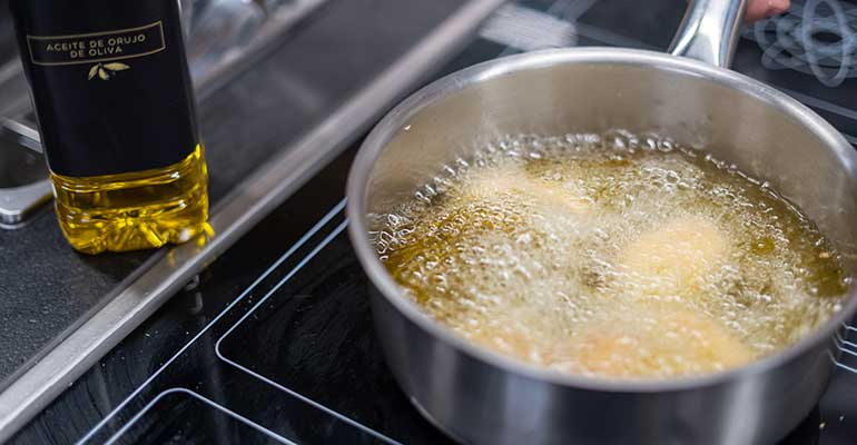 Vuelven los cursos de Oriva sobre fritura con aceite de orujo de oliva