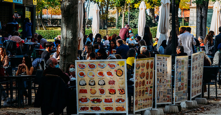 Restaurante en el parque El Retiro Madrid