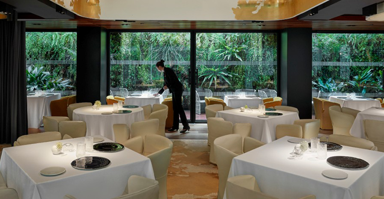 sala moments barcelona