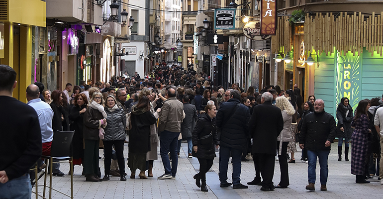  El 63% de los españoles mantiene o incrementa su consumo en hostelería pese a la incertidumbre económica