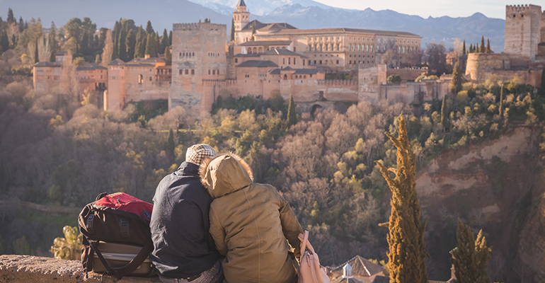 Turistas Granada - InfoHoreca