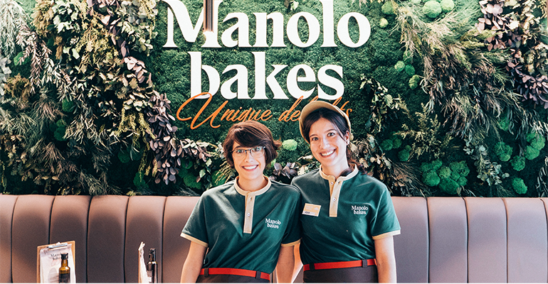 Nuevo uniforme del personal de Manolo Bakes