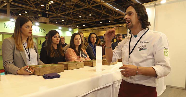 Showcooking en world olive oil exhibition